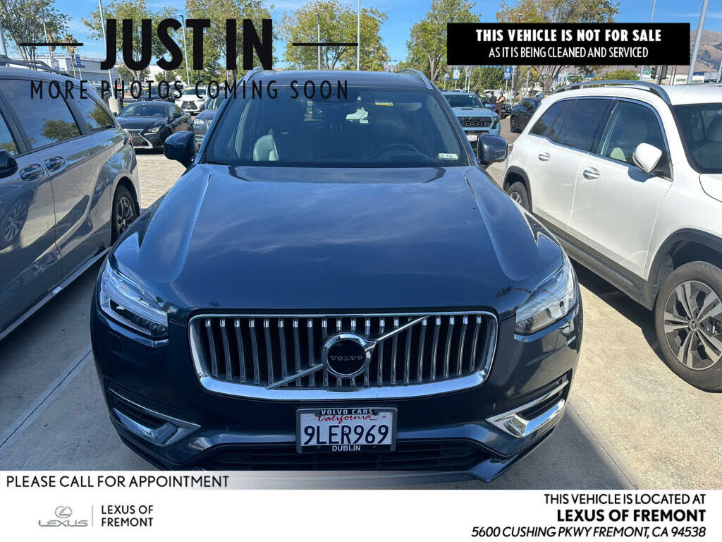 2021 VOLVO XC90