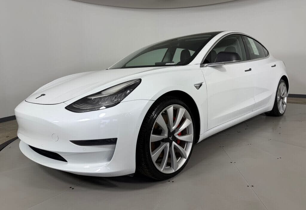 2018 TESLA Model 3