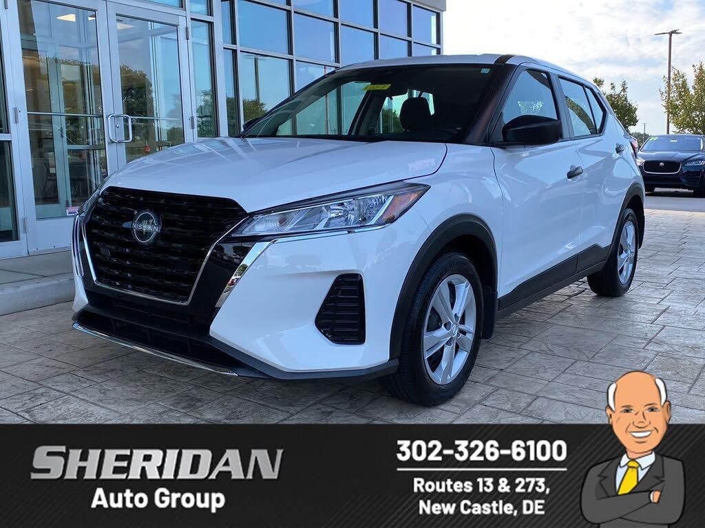 2025 NISSAN Kicks Play