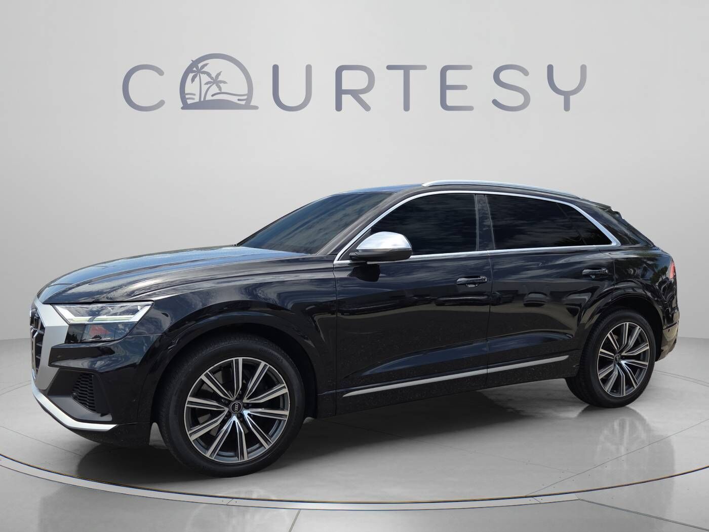 2021 AUDI SQ8