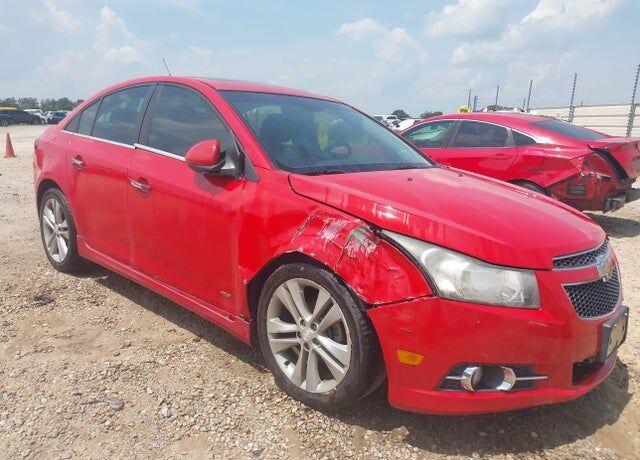 2013 CHEVROLET Cruze