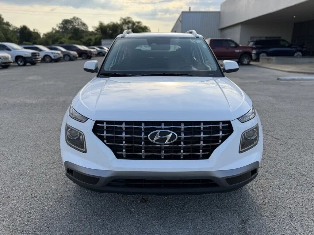 2025 HYUNDAI Venue