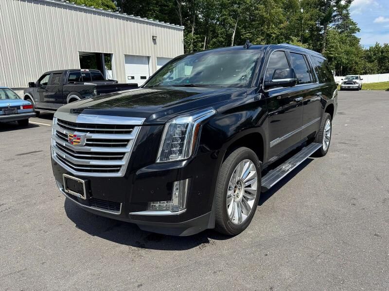 2019 CADILLAC Escalade ESV