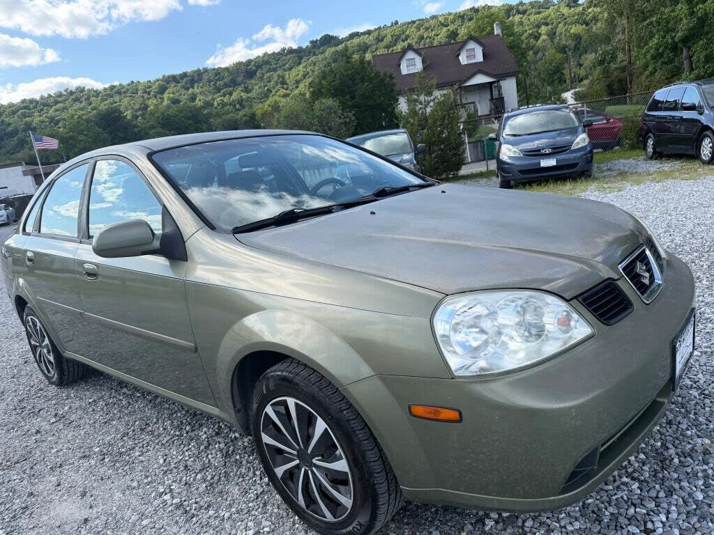 2005 SUZUKI Forenza