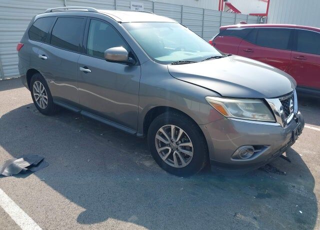 2016 NISSAN Pathfinder