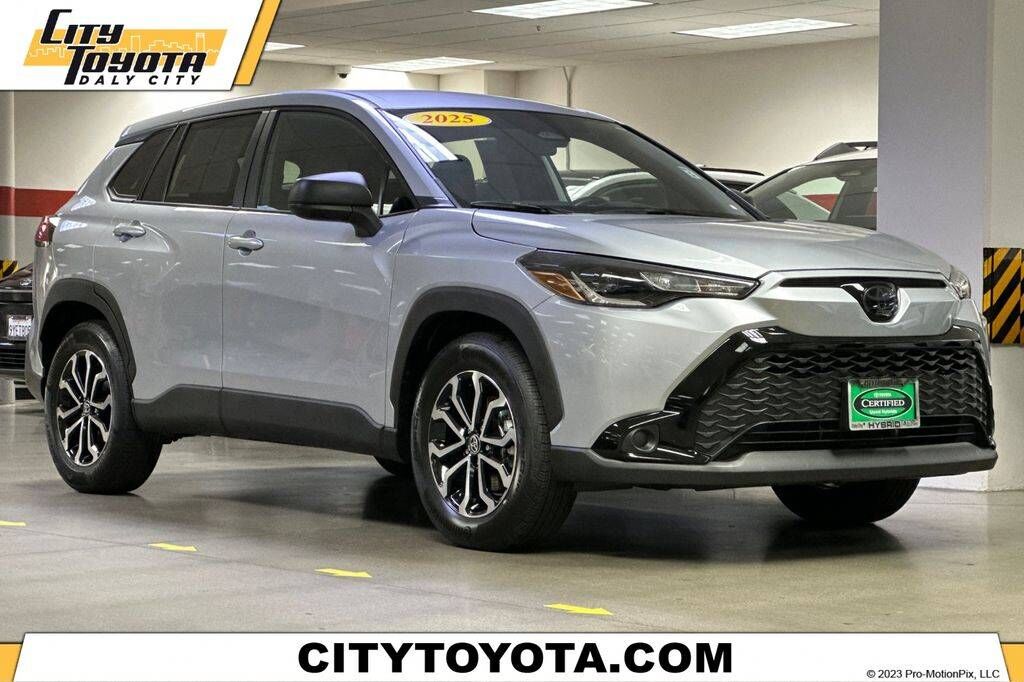 2025 TOYOTA COROLLA