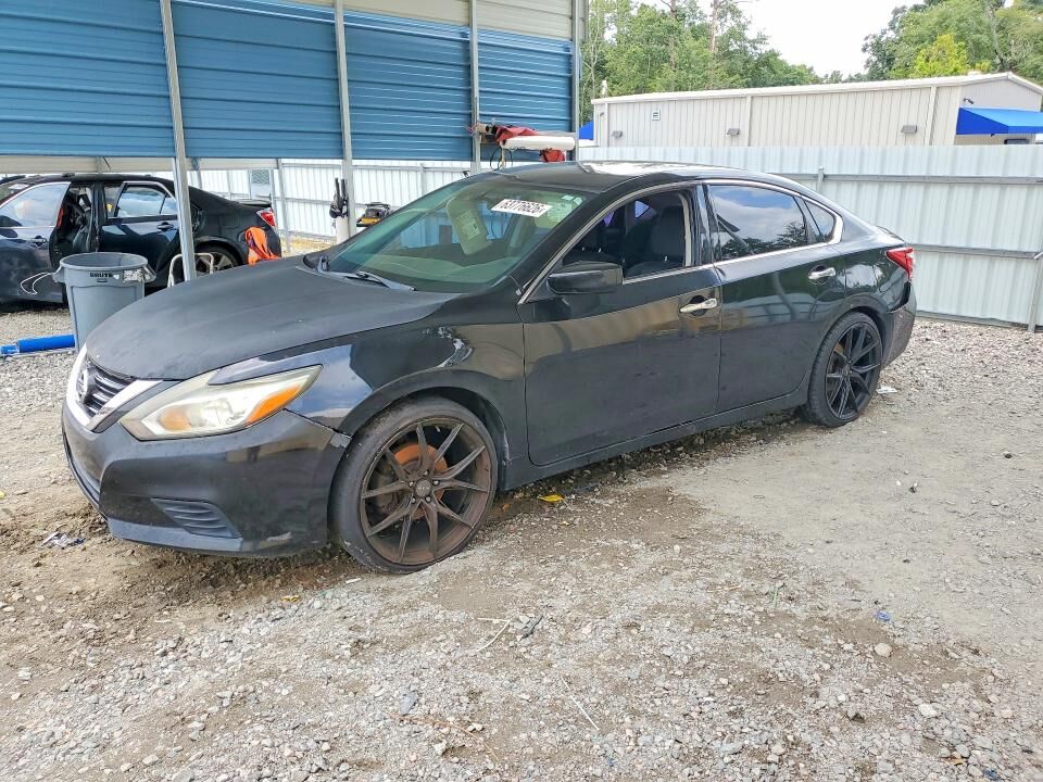 2016 NISSAN Altima