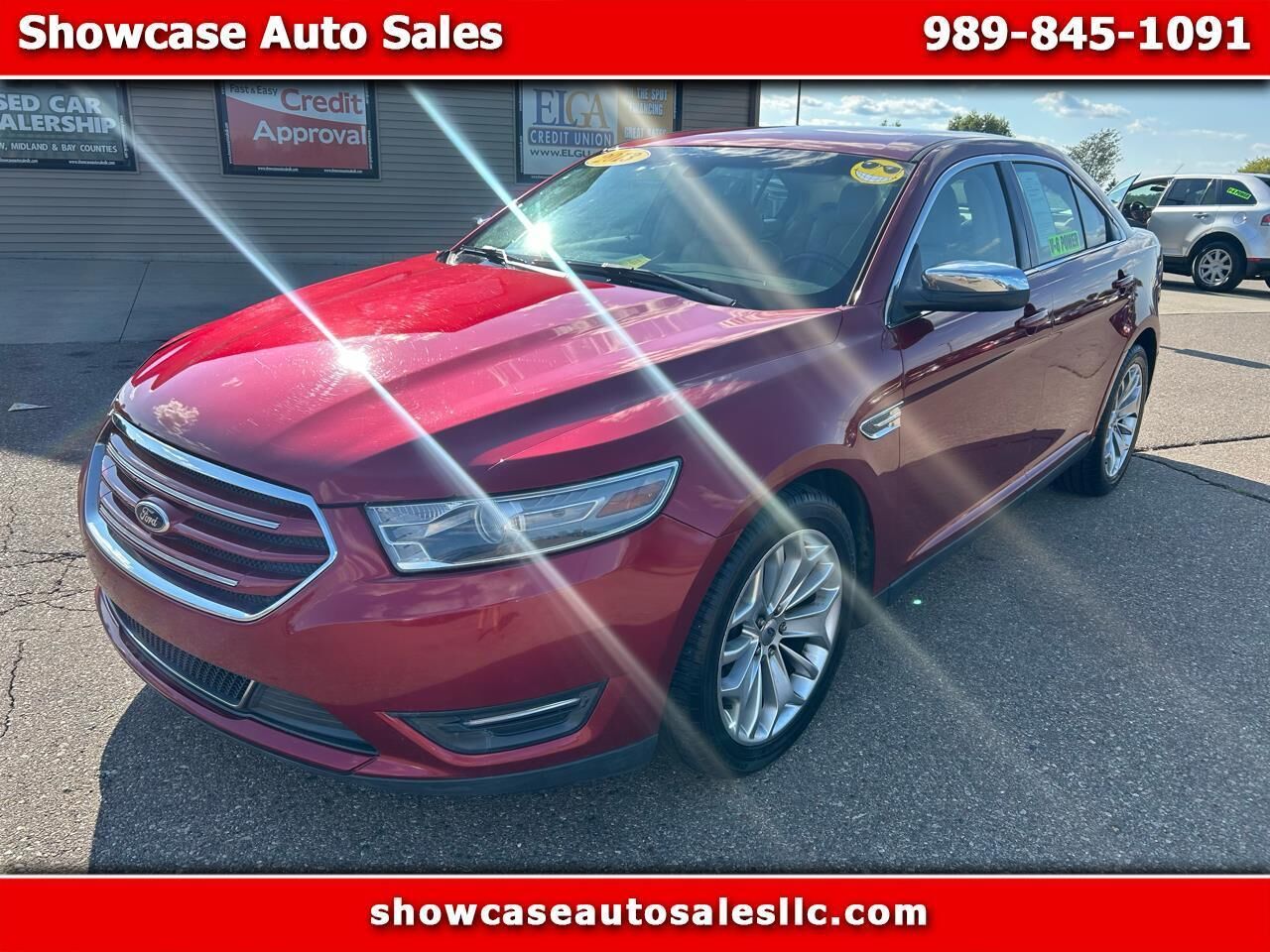 2013 FORD Taurus