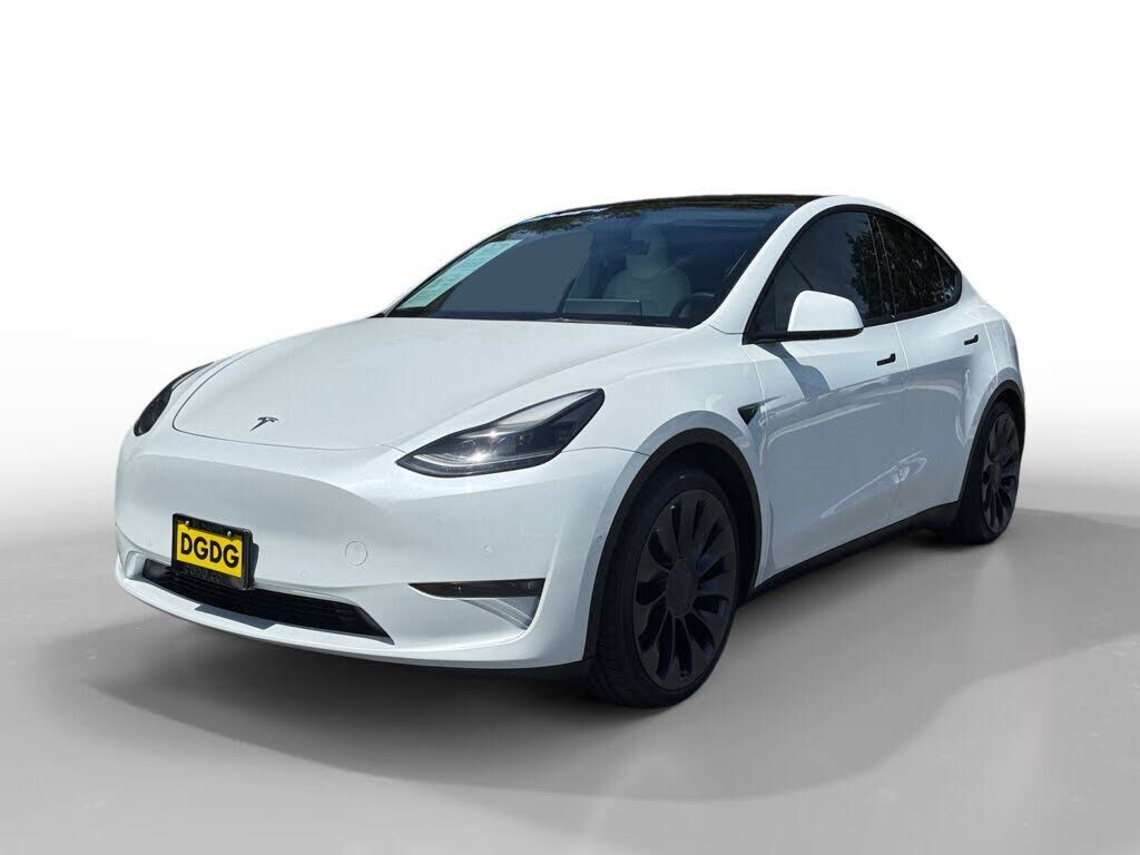 2022 TESLA Model Y
