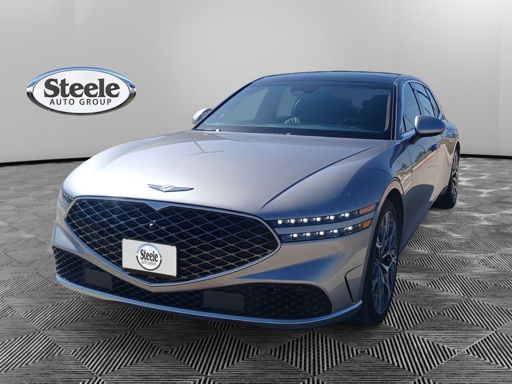 2023 GENESIS G90