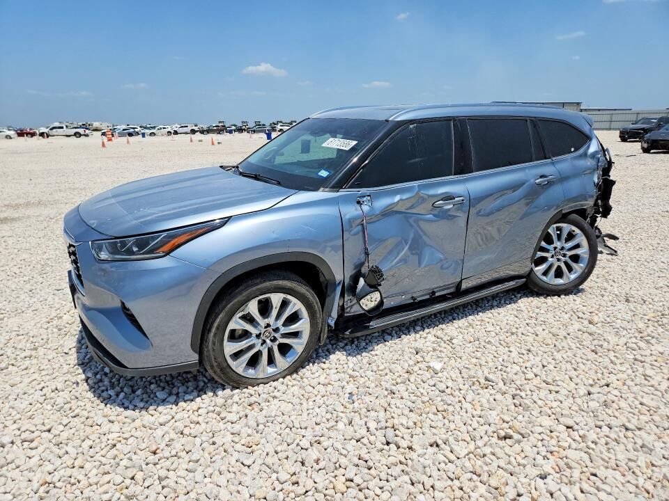 2021 TOYOTA Highlander