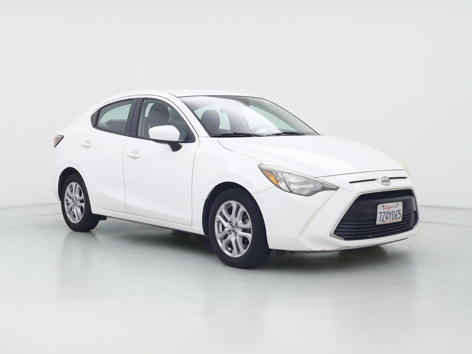2016 TOYOTA Scion