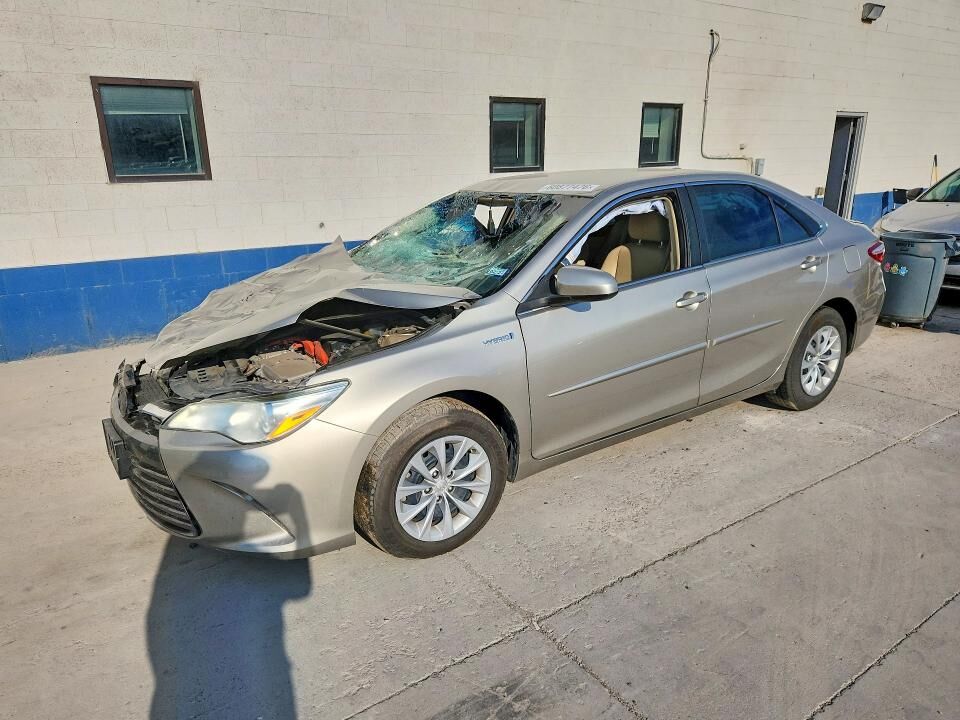 2017 TOYOTA Camry