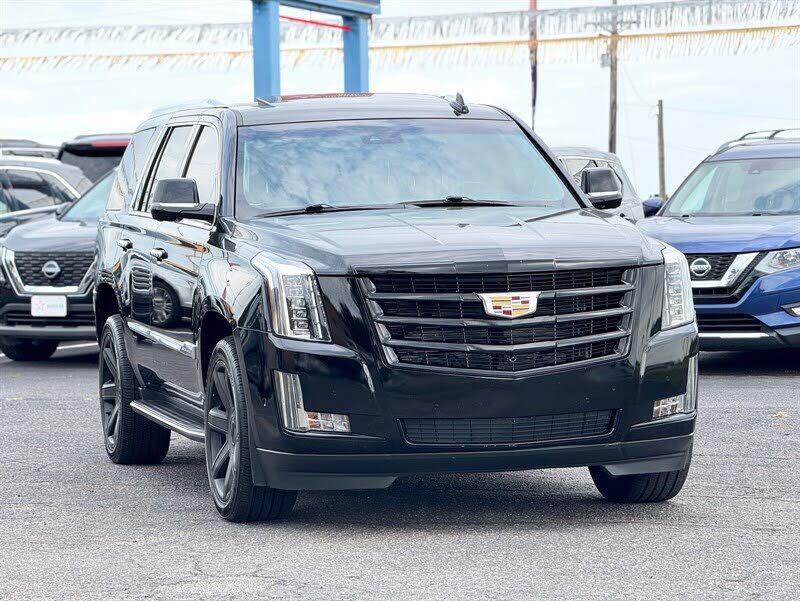 2018 CADILLAC Escalade