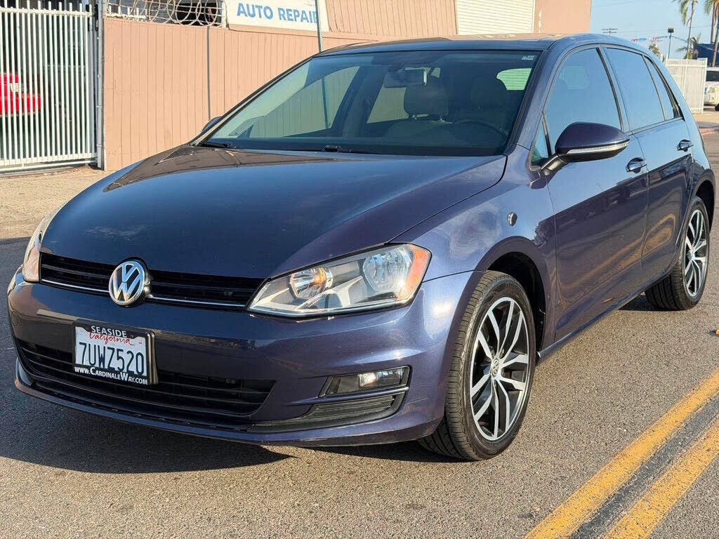 2016 VOLKSWAGEN Golf