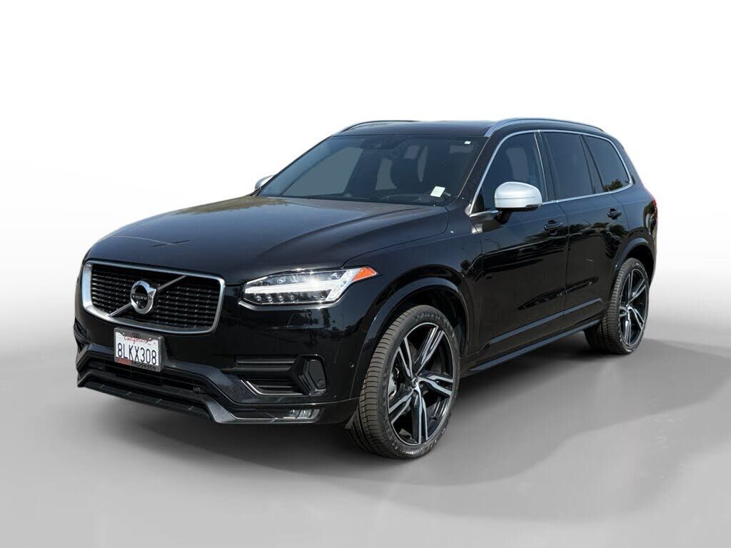 2019 VOLVO XC90