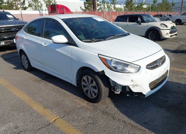 2017 HYUNDAI Accent