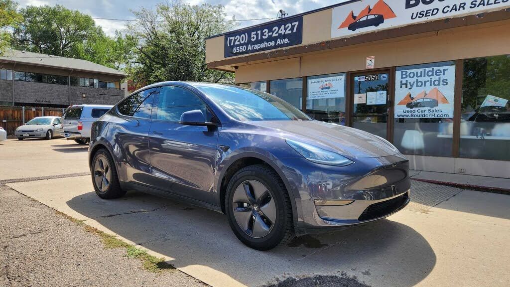 2021 TESLA Model Y
