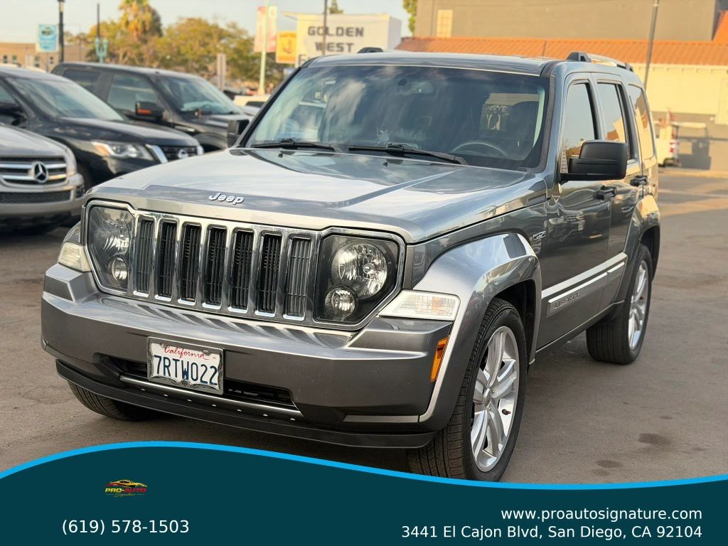 2012 JEEP Liberty