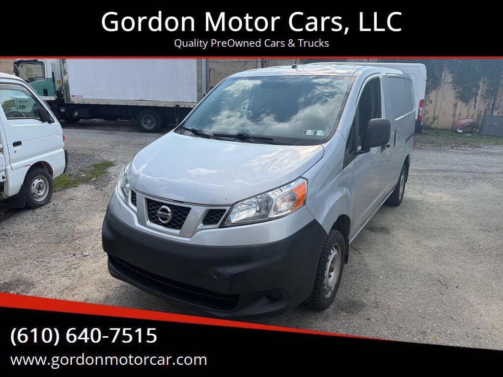 2018 NISSAN NV200
