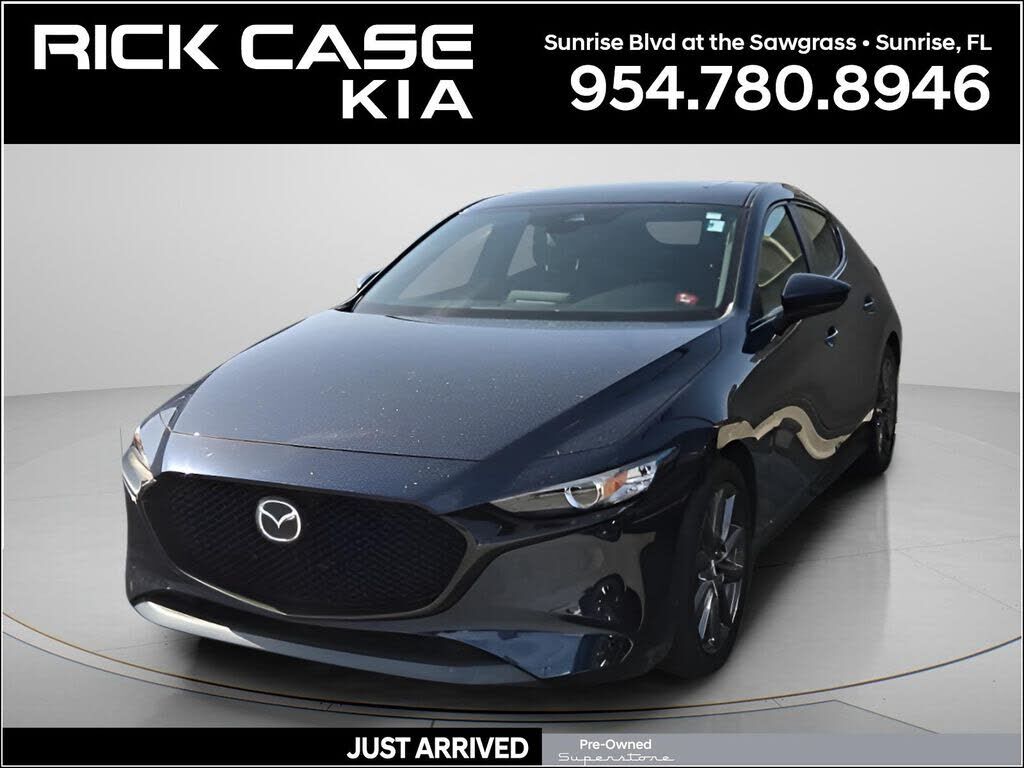 2022 MAZDA Mazda3