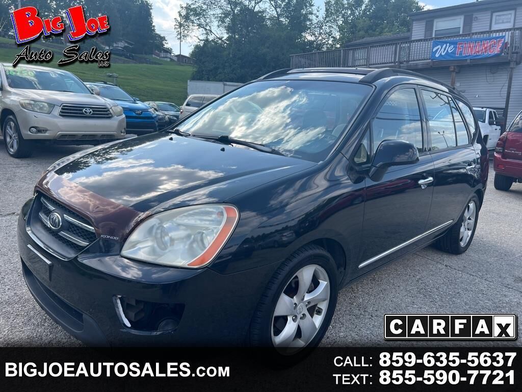 2008 KIA Rondo