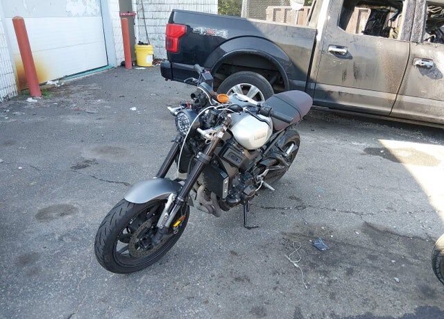 2016 YAMAHA XSR900