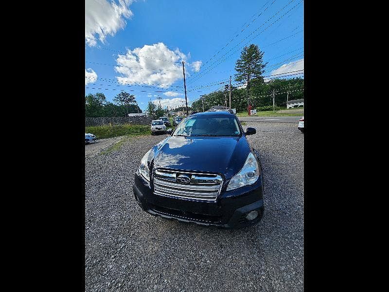 2013 SUBARU Outback