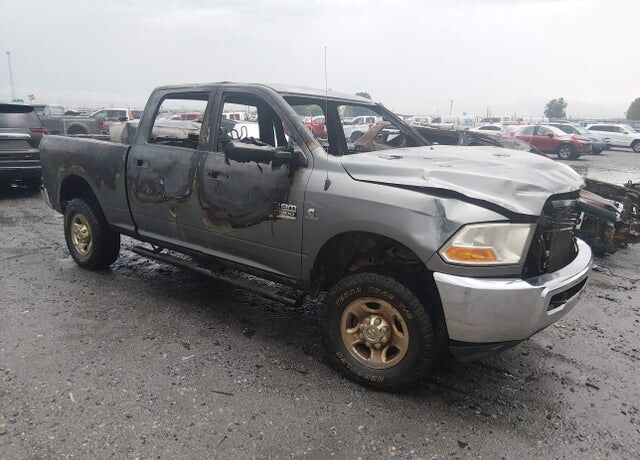 2012 DODGE Ram