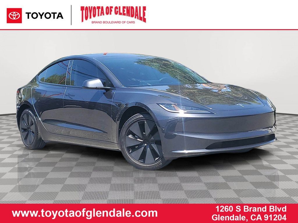 2025 TESLA Model 3
