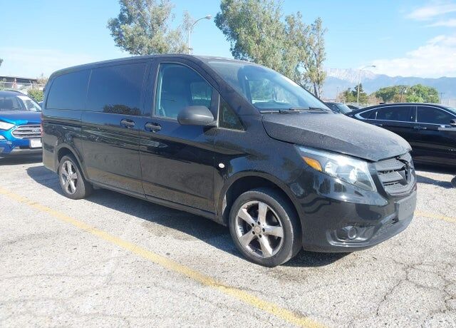 2018 MERCEDES-BENZ METRIS