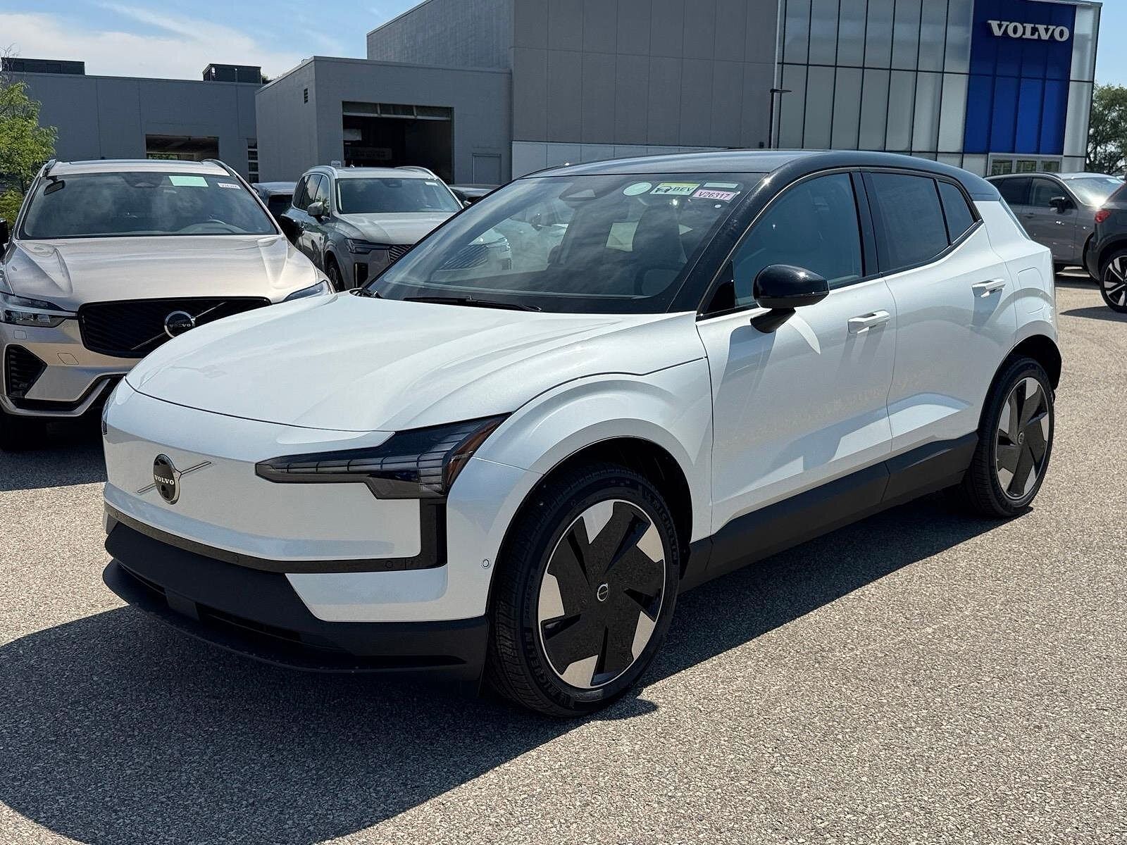 2026 VOLVO EX30