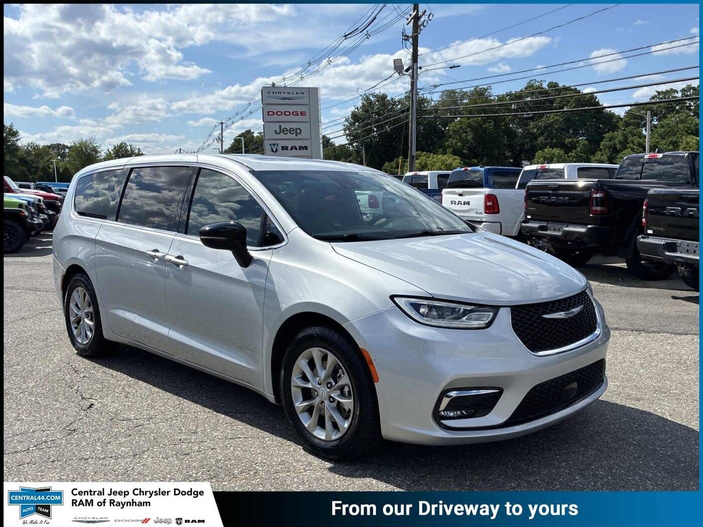 2026 CHRYSLER Pacifica