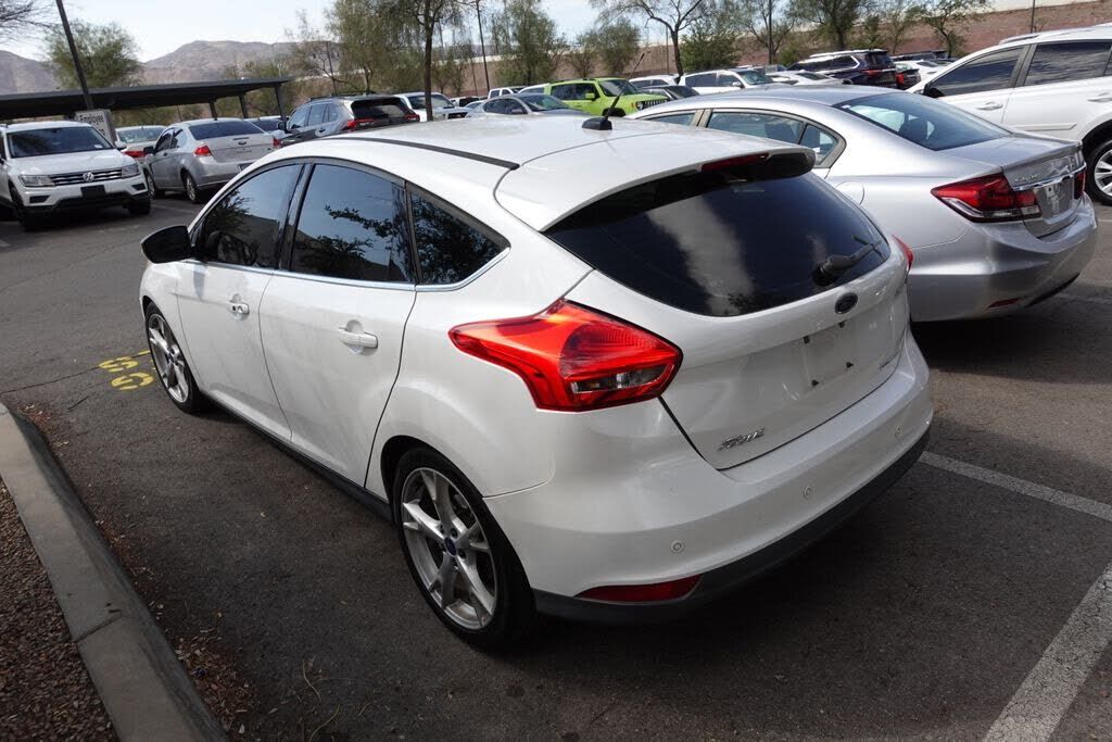 2016 FORD Focus