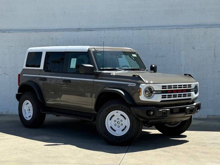 2026 FORD Bronco