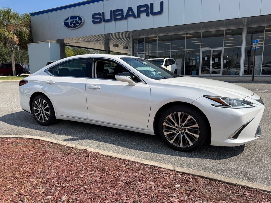 2020 LEXUS ES
