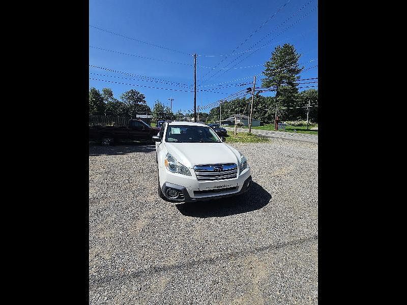 2014 SUBARU Outback