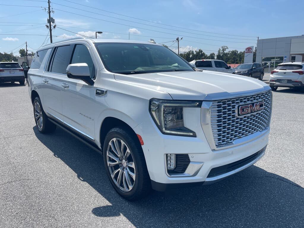 2022 GMC Yukon XL