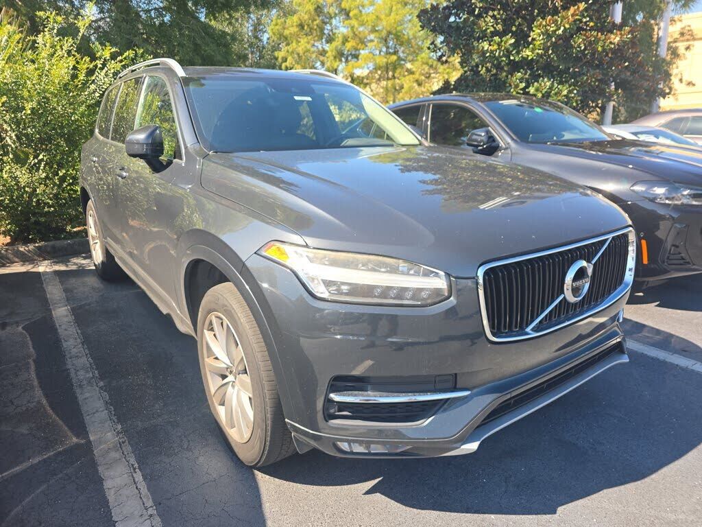 2017 VOLVO XC90
