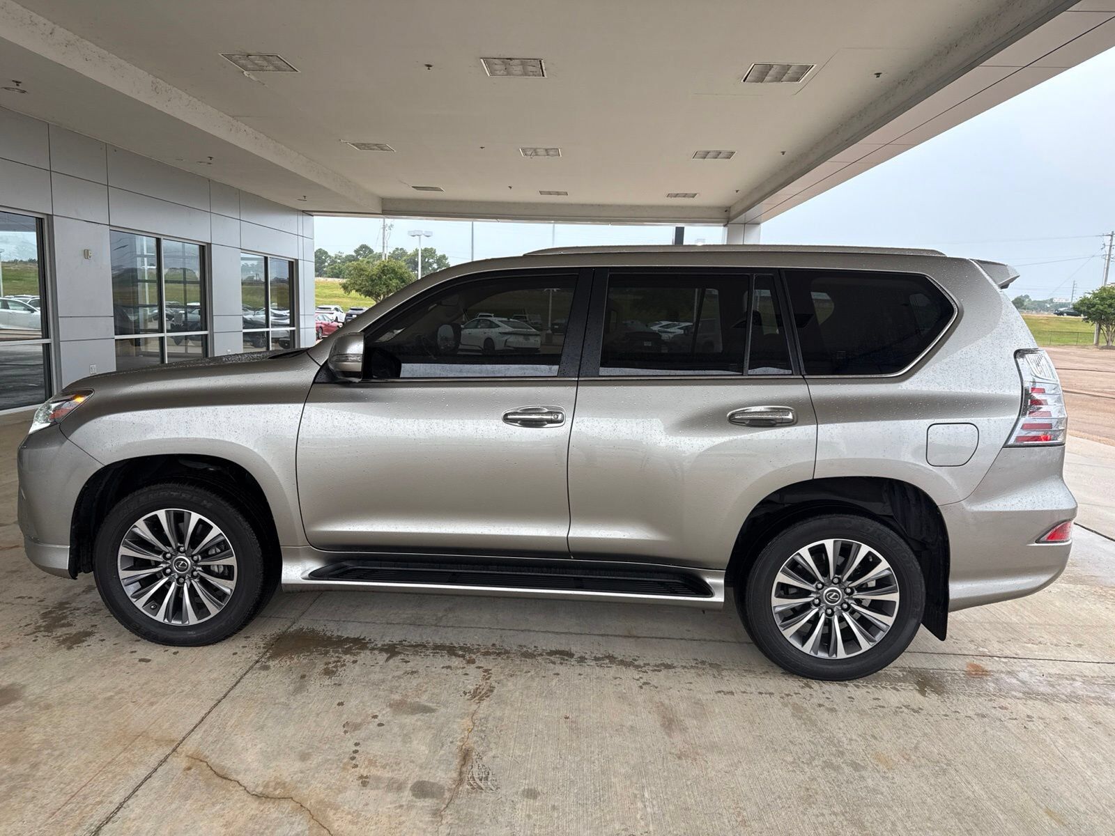 2021 LEXUS GX