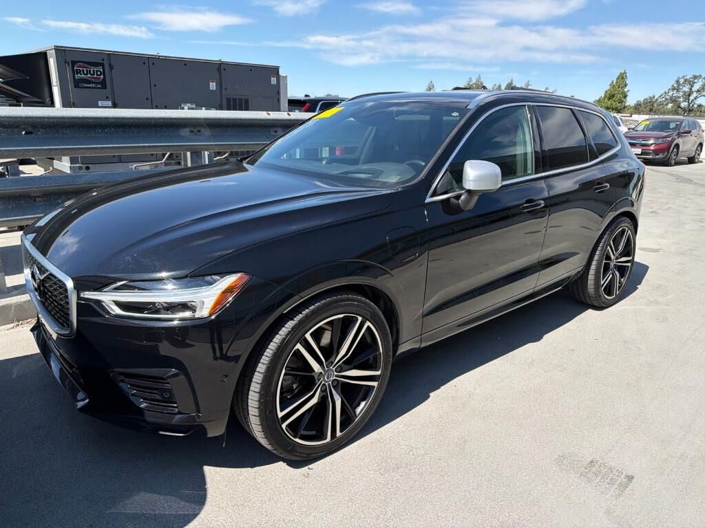 2019 VOLVO XC60