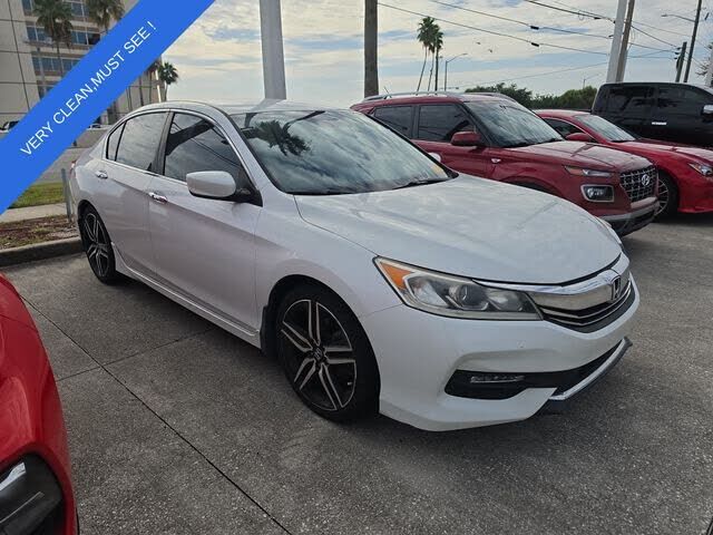2017 HONDA Accord