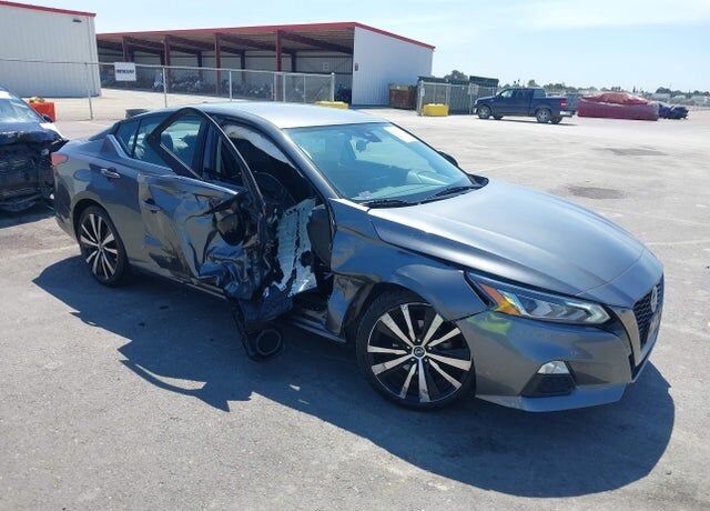 2021 NISSAN Altima