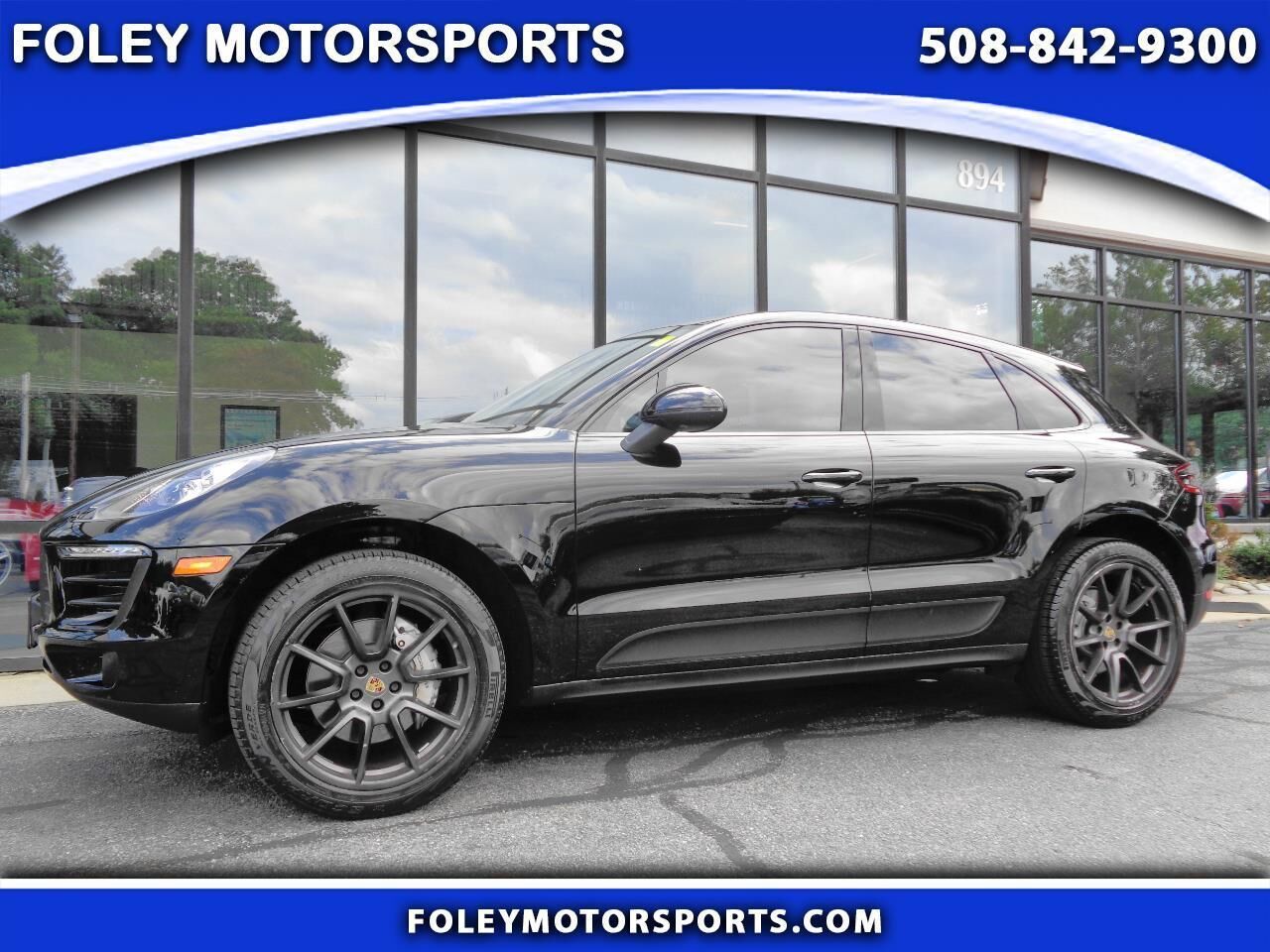 2017 PORSCHE Macan