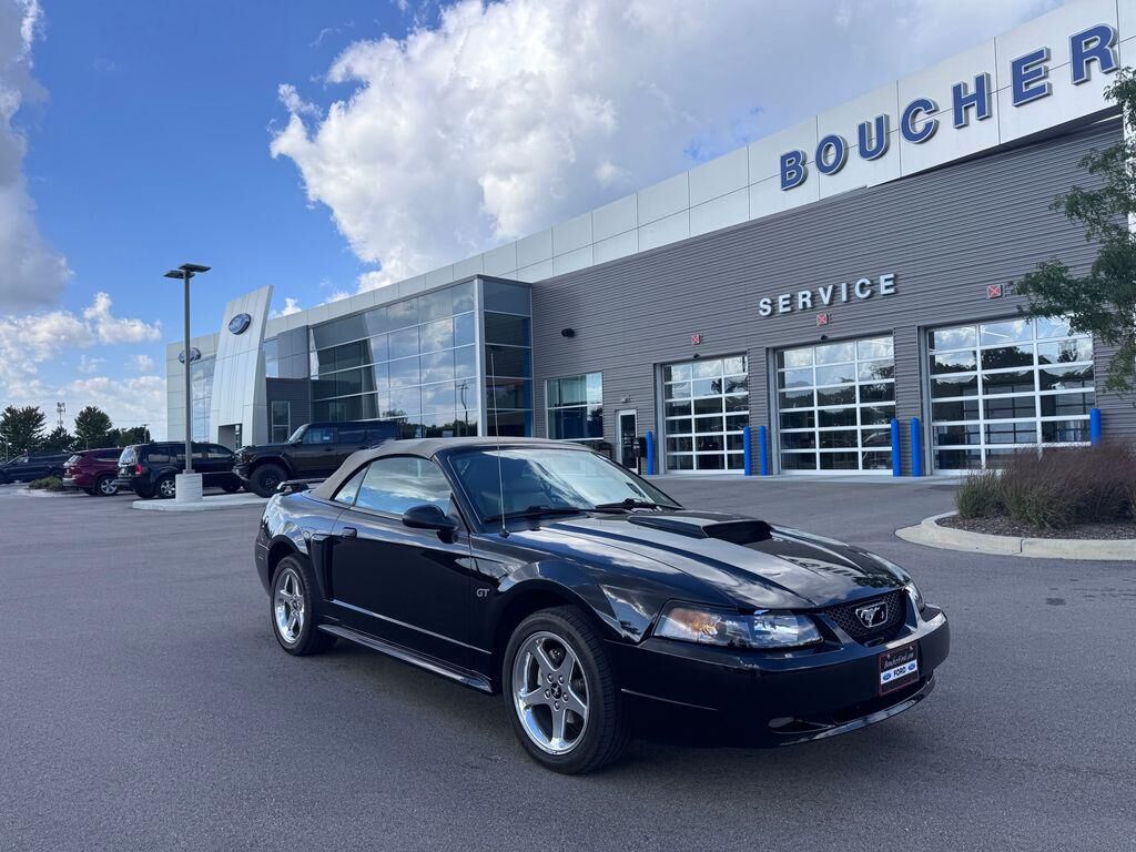 2003 FORD Mustang