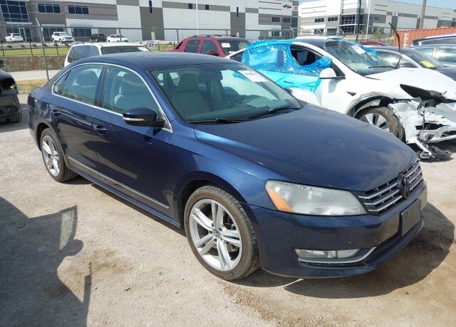 2015 VOLKSWAGEN Passat