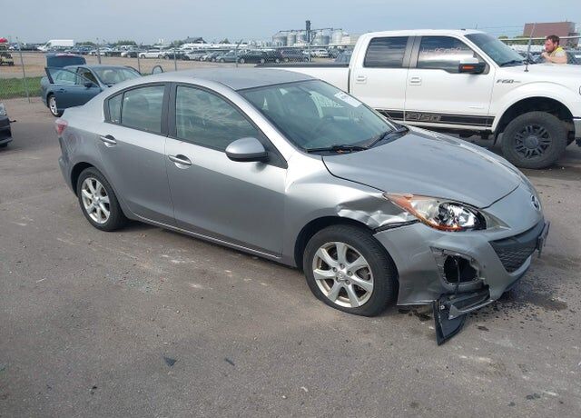 2010 MAZDA Mazda3
