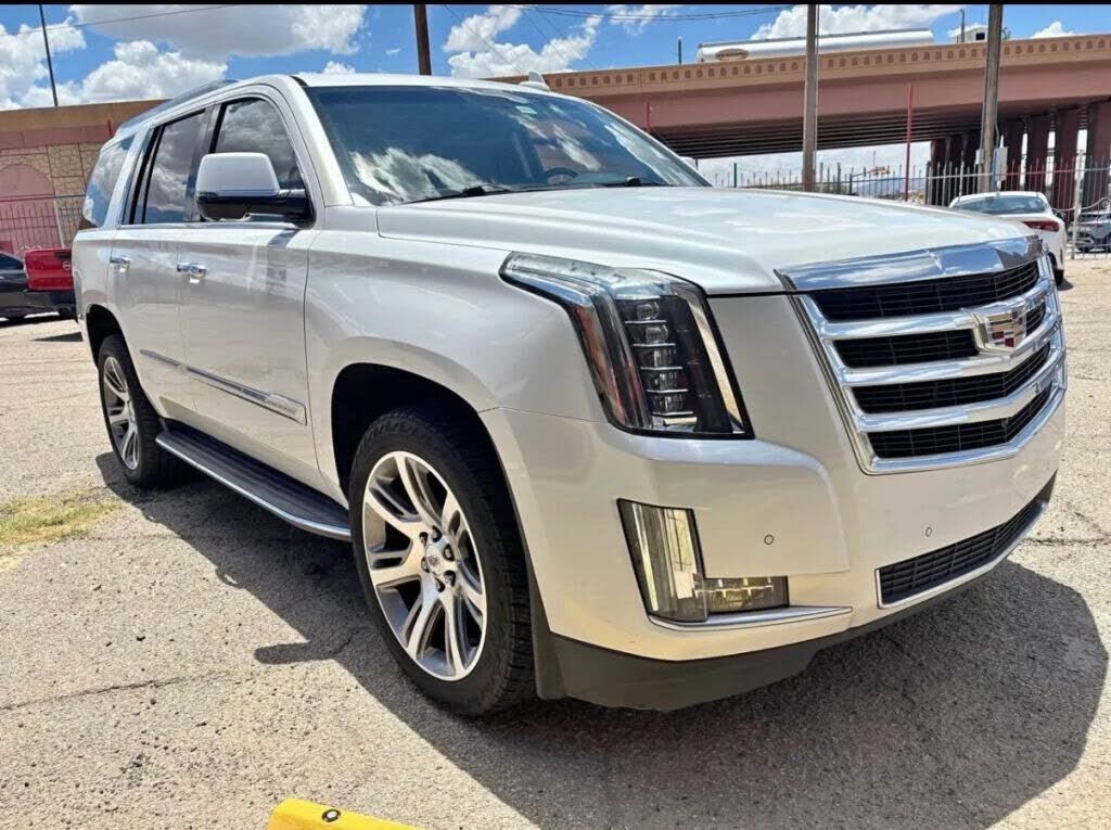 2016 CADILLAC Escalade