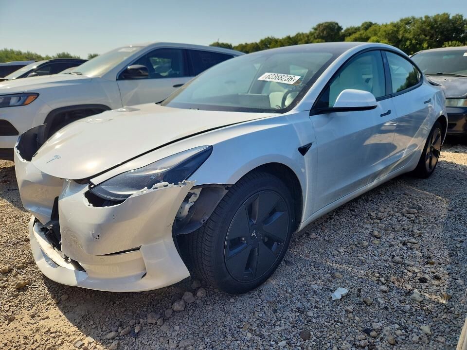 2021 TESLA Model 3