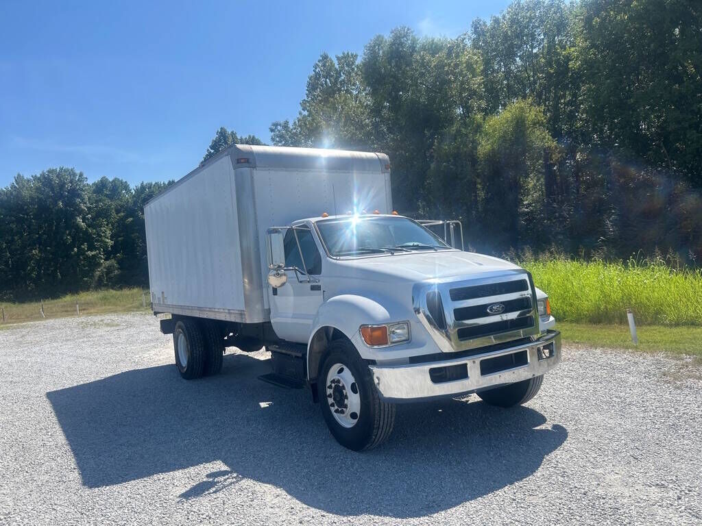 2012 FORD F-750